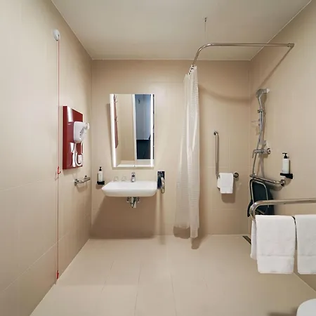 Отель Old Town Познань