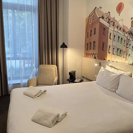 Old Town Готель 3*